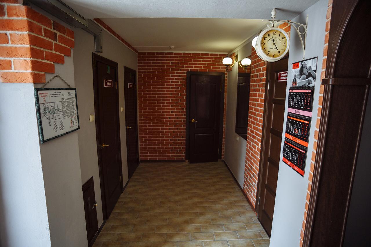 Hostel Brest-Litovsk В Центре - Заселение 24Х7 Ngoại thất bức ảnh