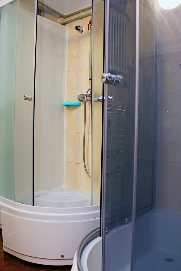 Hostel Brest-Litovsk В Центре - Заселение 24Х7 Ngoại thất bức ảnh